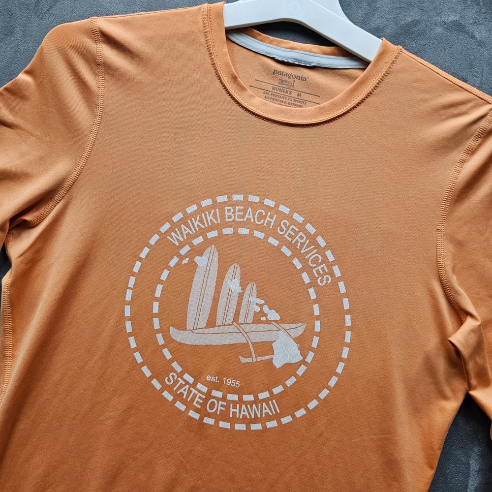 Patagonia Capilene 1 Silkweight Rash Guard Orange Waikiki Hawaii Womens Medium
